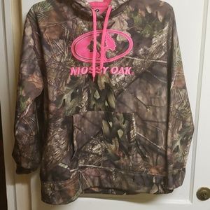 Mossy Oak Hoodie (Great Shape)